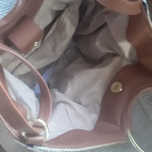 Purse - Picture 2 of 2